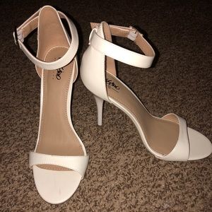 White Ankle Strap Pump